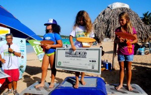 Sara Alvarez, Keila y Laura Ponti Final Pewee Surfing Femenino - Macao Surf Invitational 2013